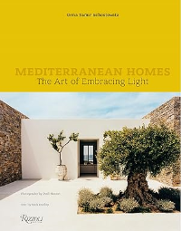MEDITERRANEAN HOMES - THE ART OF EMBRACING LIGHT